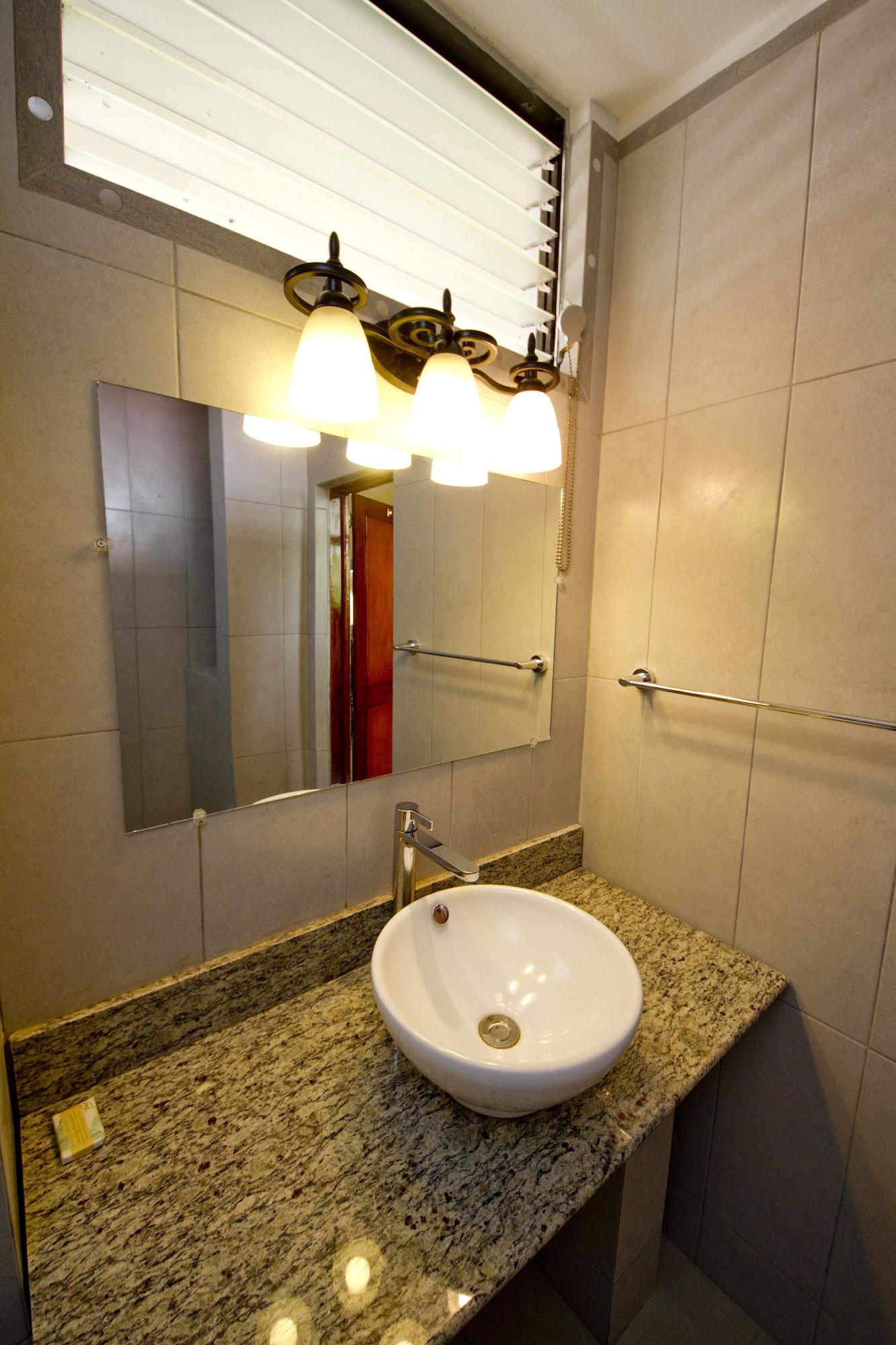 Hotel Mont Joli Cap-Haitien Luaran gambar