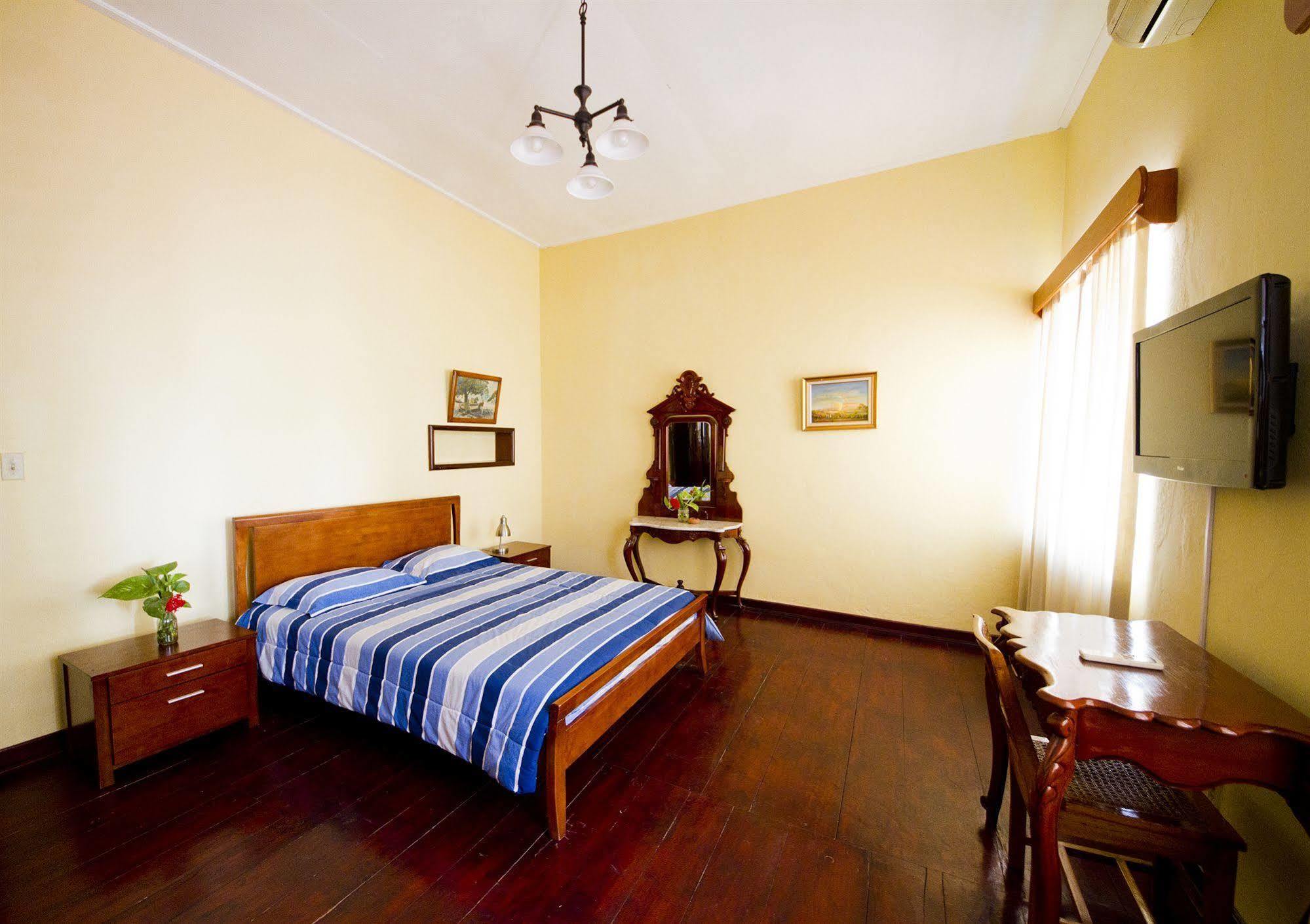 Hotel Mont Joli Cap-Haitien Luaran gambar