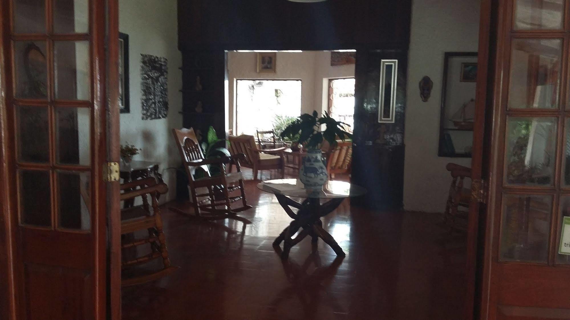 Hotel Mont Joli Cap-Haitien Luaran gambar